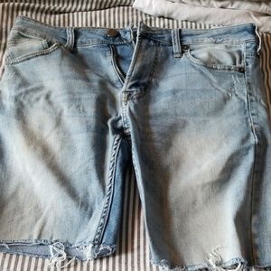 Jean short